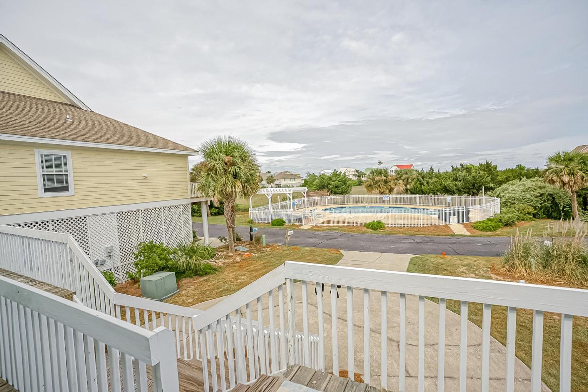 Four-Bedroom House With Great View! Pool Across The Street! Hunting Island Pass! Harbor Island Exterior foto